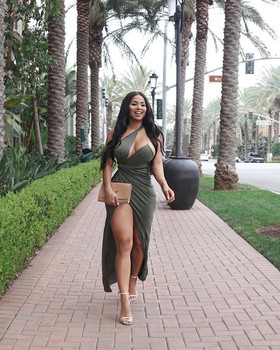 Dolly Castro